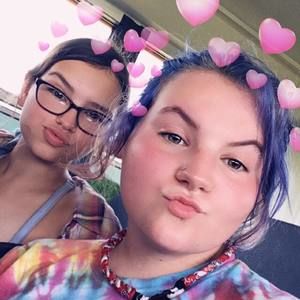 Meet your Posher, Kaitlyn